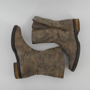 Crown Vintage brown "vegan" distressed boot